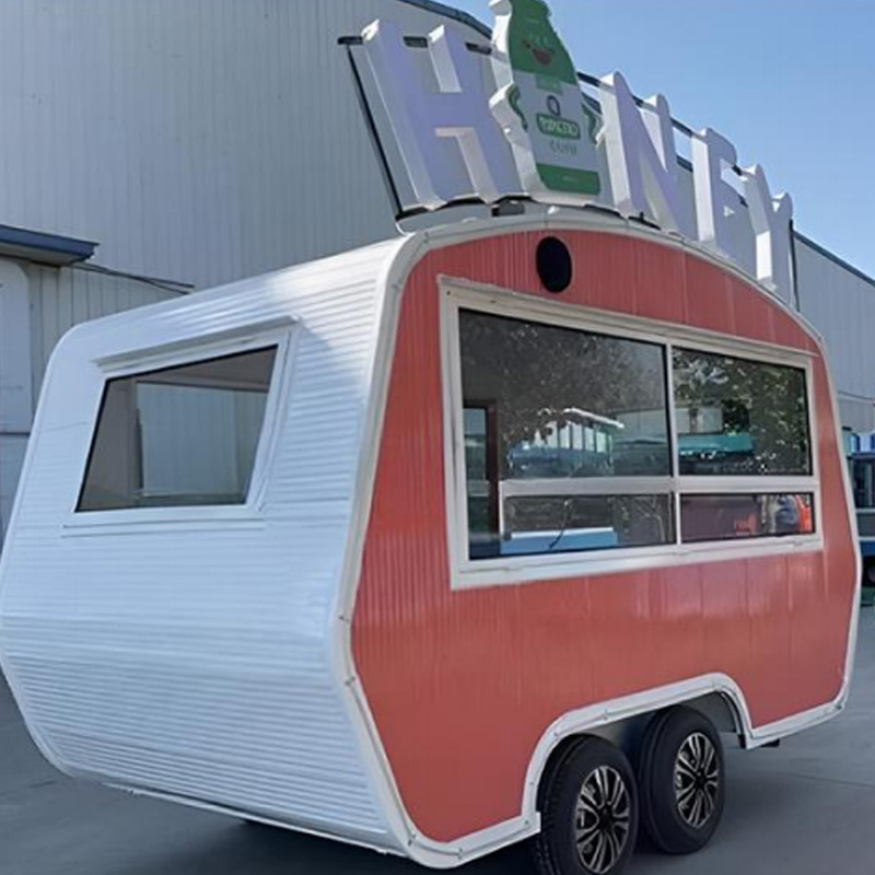 BOAT SHAPE FOOD TRAILER